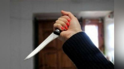 'Фаррош қиз фуқарони қорнига пичоқ уриб, жароҳат етказди'ning rasmi