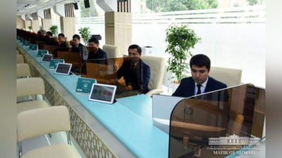 '140 ga yaqin davlat xizmatlaridan onlayn tarzda foydalanishingiz mumkin'ning rasmi