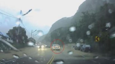 '​VIDEOKAMERA MO``JIZA TUFAYLI OMON QOLGAN AVTOMAShINANI SURATGA OLDI (VIDEO)'ning rasmi