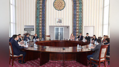 'ETTB delegasiyasi Markaziy bankka tashrif buyurdi 'ning rasmi