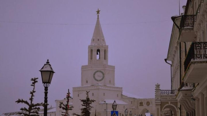 '2 NAFAR O`ZBEKISTONLIK FUQARO YaNGI YILNI TATARISTON PREZIDENTINING QARORGOHIDA KUTIShGA URINDI 'ning rasmi