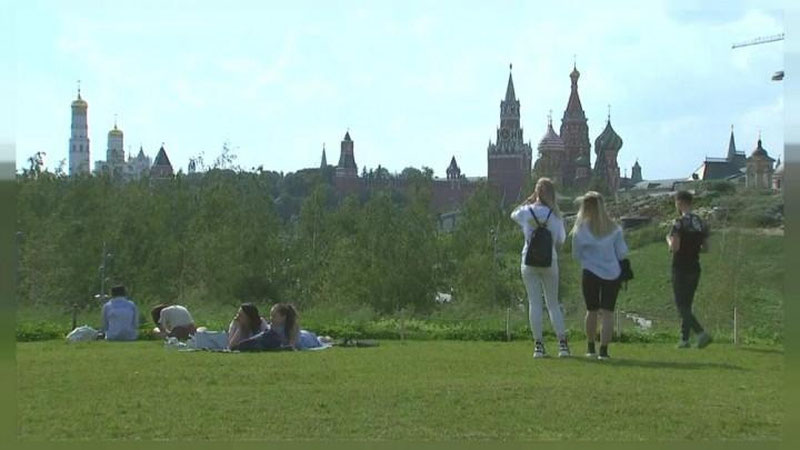'Moskvada issiq havo harorati kuzatilmoqda (Video)'ning rasmi