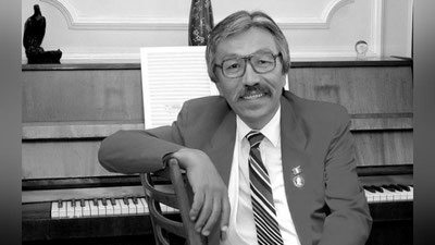 'Bastakor Anor Nazarov vafot etdi'ning rasmi