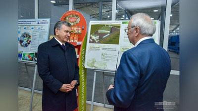 Изрображение 'ВИДЕО: ПОЕЗДКА ГЛАВЫ ГОСУДАРСТВА ПО САМАРКАНДУ'