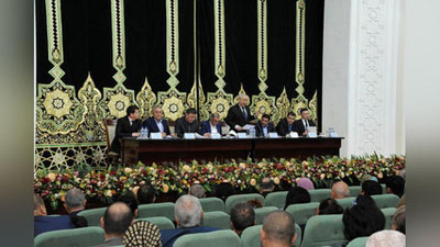 'Ommaviy sayyor qabullar davom etmoqda'ning rasmi