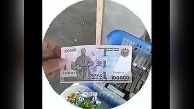 'Odamlar orasida soxta 100 ming so`mlik pullar aniqlanmoqda (video)'ning rasmi