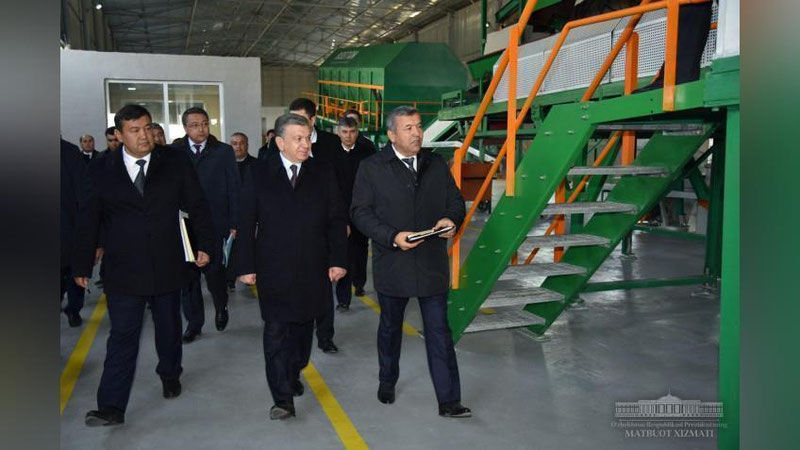 'Президент “Аҳоли транс” корхона ташаббускорларига миннатдорлик билдирди'ning rasmi