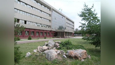 Изрображение 'АГМК ПОЛУЧИЛ НАГРАДУ "ЛИДЕР БИЗНЕСА СНГ"'