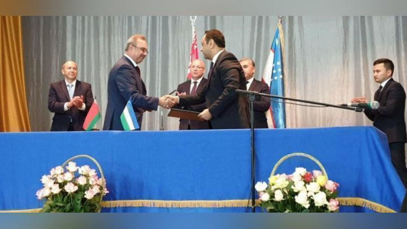 'O`zbekiston-Belarus Qishloq xo`jaligi ekinlari navlarini sinash markazlari o`rtasida hamkorlik dasturi imzolandi'ning rasmi