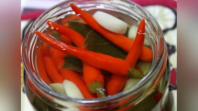 'QALAMPIRDAN HIMOYaLANAMIZ...'ning rasmi