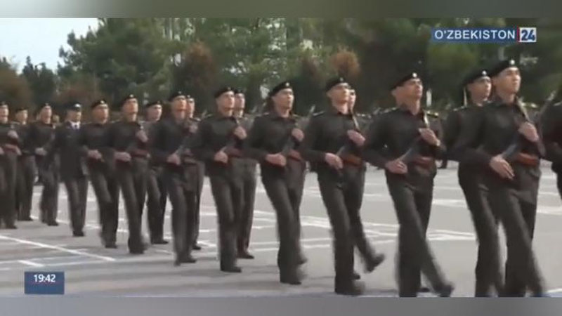 Изрображение 'ВОЕННОСЛУЖАЩИЕ НАЦИОНАЛЬНОЙ ГВАРДИИ ПРИНЯЛИ ПРИСЯГУ (ВИДЕО)'