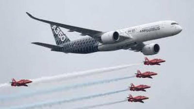'Буюк Британияда самолётлар иштирокида Airshow бўлиб ўтмоқда'ning rasmi
