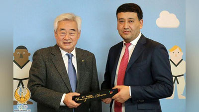 'Umid Ahmadjonov Butunjahon taekvondo federasiyasi prezidenti bilan uchrashib, jahon chempionatini Toshkentda o`tkazish masalasini muhokama qildi'ning rasmi