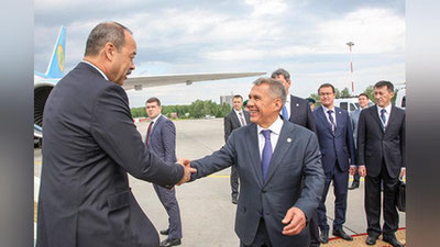 Изрображение 'ПРЕМЬЕРА-МИНИСТРА УЗБЕКИСТАНА ВСТРЕТИЛИ В КАЗАНИ (ВИДЕО)'