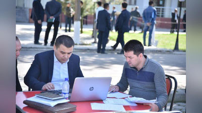 'Sayyor qabulda 600 dan ortiq murojaat ko`rib chiqildi'ning rasmi