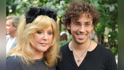 'Galkin Pugachyovaning tobi qochganiga izoh berdi 'ning rasmi