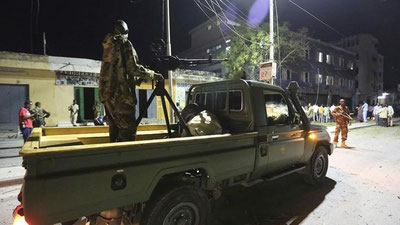 '​Могадишода жангарилар ресторандаги одамларни гаровга олди'ning rasmi