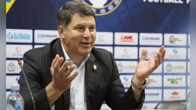 Изрображение 'ВИКТОР КУМЫКОВ ВОЗГЛАВИЛ КЛУБ "АЛМАЛЫК"'