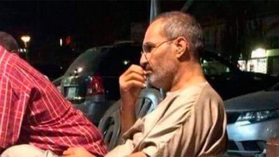 Изрображение 'Пользователи Сети нашли живого «Стива Джобса» в Египте'