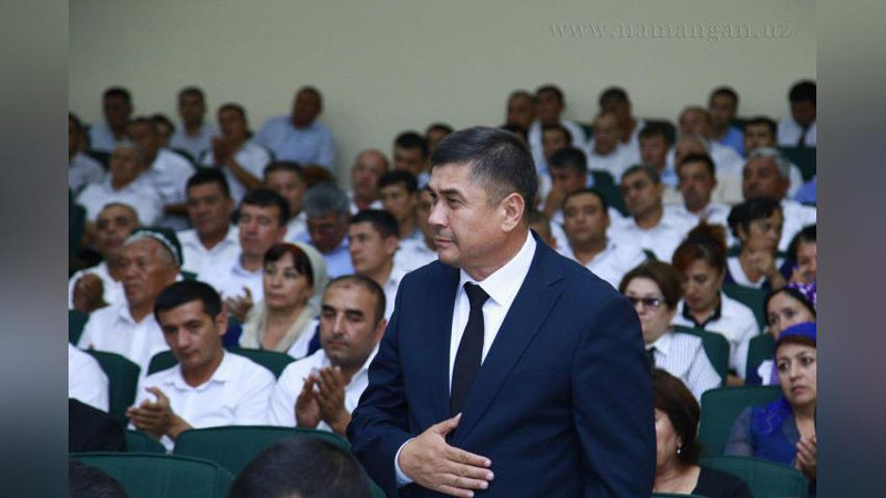 'Uychi tumaniga yangi hokim tayinlandi'ning rasmi