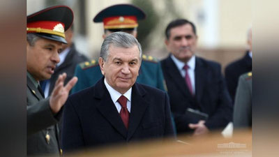 Изрображение 'Президент посетил Академию Вооруженных Сил (фото)'