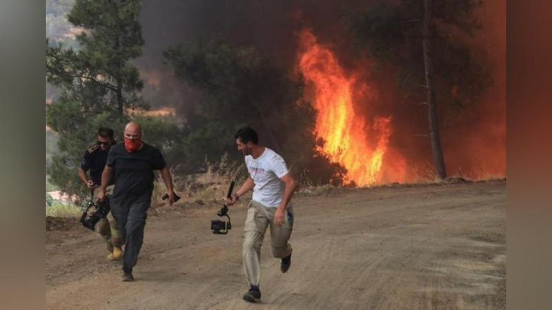 'Turkiyadagi jazirama yong`inlarni keltirib chiqarmoqda'ning rasmi