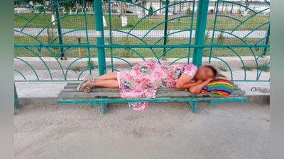 'Bekatda uxlasa o`zbek ayoli… U erining kaltaklaridan Toshkentga qochib kelgan'ning rasmi