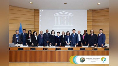 Изрображение 'Делегация МДО находится в Париже'