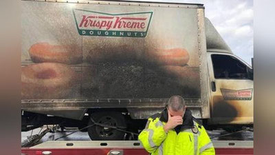 'Kentukki polisiyasi shirin kulcha ortilgan yuk mashinasining yonib ketganidan “ko`z yosh” to`kdi'ning rasmi