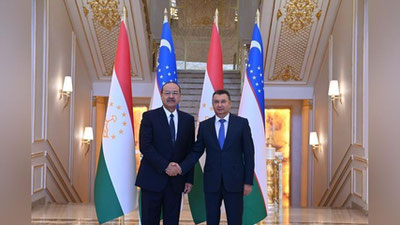 'Dushanbeda Abdulla Aripov Tojikiston hukumati bilan uchrashuv o`tkazdi'ning rasmi