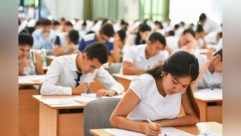 'O`zbekistonda qancha abiturient beshtagacha ta`lim yo`nalishini tanlab, o`qishga kirgani ma`lum qilindi'ning rasmi