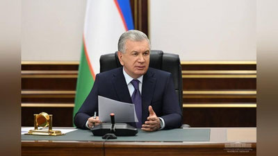 'Prezident iqtisodiyotni rivojlantirish masalalarini muhokama qildi'ning rasmi