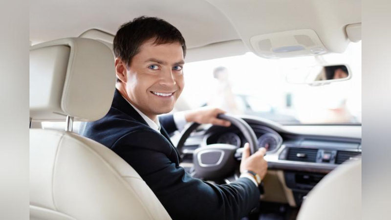 'YaNGI HAYDOVChILIK SERTIFIKATI: YuRIDIK ShAXSLARGA TEGIShLI AVTOTRANPORT HAYDOVChILARI IKKI YILDA BIR MARTA MALAKA OShIRADI'ning rasmi