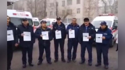 '"Tez yordam sekin borsa, bizga jahl qilmang"  "Tez yordam" haydovchilari ularga tezlik uchun jarimalar kelayotganidan shikoyat qilmoqda(video)'ning rasmi