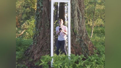 Изрображение 'ОПТИЧЕСКАЯ ИЛЛЮЗИЯ С ЗЕРКАЛОМ ОЗАДАЧИЛА ПОЛЬЗОВАТЕЛЕЙ СЕТИ (ВИДЕО)'