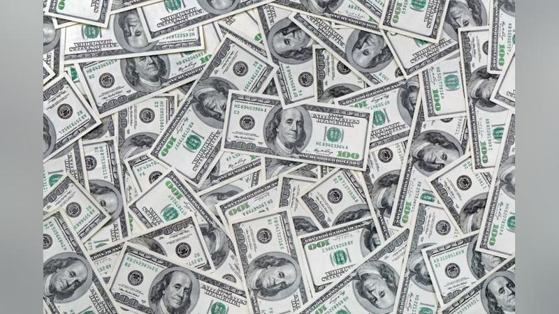 'O`zbekistonda dollarning kursi tushdi'ning rasmi
