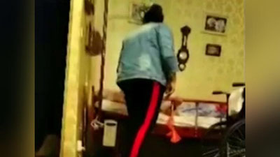 Изрображение 'Сиделка из Узбекистана истязала 90-летнюю бабушку в Москве (видео, 18+)'