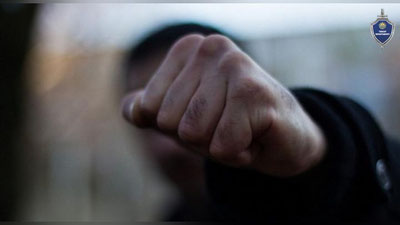 Изрображение 'В Алтынкуле владелец магазина жестоко избил оскорбившего его посетителя'