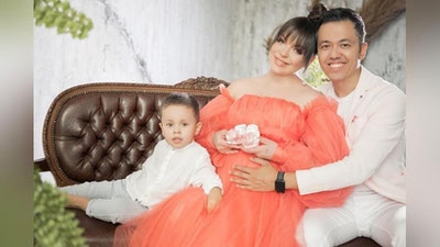 '«Sharq» guruhi xonandalarining oilasida ikkinchi farzand dunyoga keldi'ning rasmi