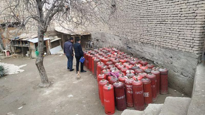 Изрображение 'Купил дешевле, продал дороже: в Намангане обнаружили "бункеры" с газовыми баллонами'