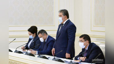 '"Bu yil qish 2-5 daraja past bo`lishi kutilmoqda". Shavkat Mirziyoev Bosh vazir, o`rinbosari va Bosh prokuraturaga muhim topshiriq berdi'ning rasmi