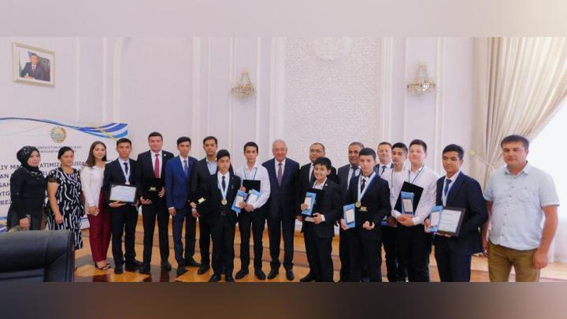 'Халқаро робототехника чемпионатида ғолиб бўлган ёшлар Тошкентдаги Турин политехника университетига имтиҳонсиз қабул қилинади'ning rasmi
