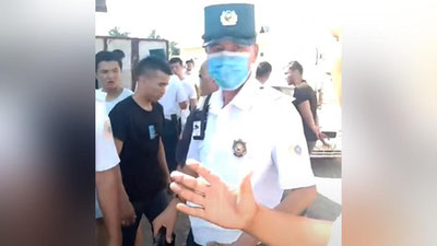 'Andijonda haydovchilar jarima maydonida janjal ko`tardi. YHXBB vaziyatga oydinlik kiritdi'ning rasmi