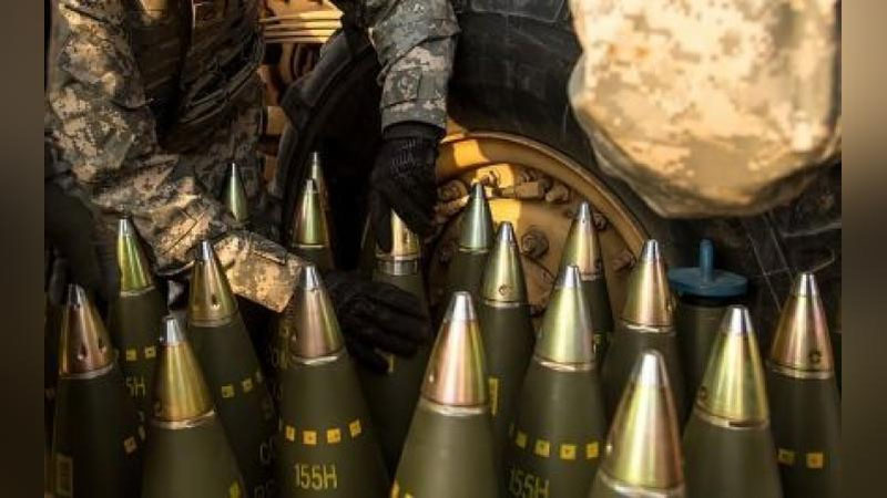 'Evropa Ittifoqi Ukrainaga qurol etkazib berishni tezlashtiradi'ning rasmi