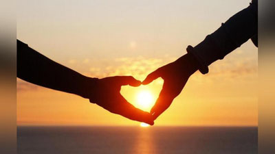 'Olimlar bir ko`rishdagi sevgining mavjudligini isbotlashdi'ning rasmi