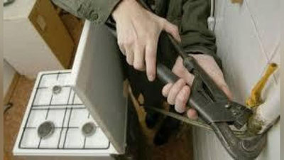 'Nonvoy opani 4.500.00 so`mga  "uxlatgan" chilangar'ning rasmi