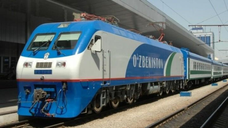 'Тошкент — Қарши — Тошкент йўналишида қўшимча йўловчи поездлар ҳаракати йўлга қўйилди'ning rasmi