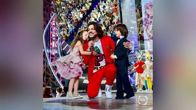 'KIRKOROVNING  O`G`LI IJRO ETGAN ShE`R 2 SOATDA 100 000 DAN ORTIQ MUXLISNI JALB ETDI'ning rasmi