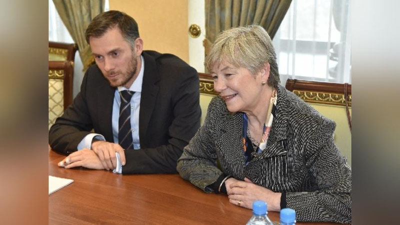 Изрображение 'АБДУЛАЗИЗ КАМИЛОВ ПРИНЯЛ СОПРЕДСЕДАТЕЛЯ УЗБЕКСКО-БРИТАНСКОГО СОВЕТА'