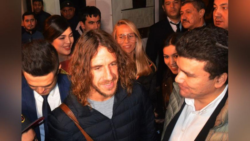 'KARLES PUYOL: O`ZBEKISTON — BAG`RIKENG, MEHMONDO`ST, SPORTNI ARDOQLAYDIGAN MAMLAKAT'ning rasmi